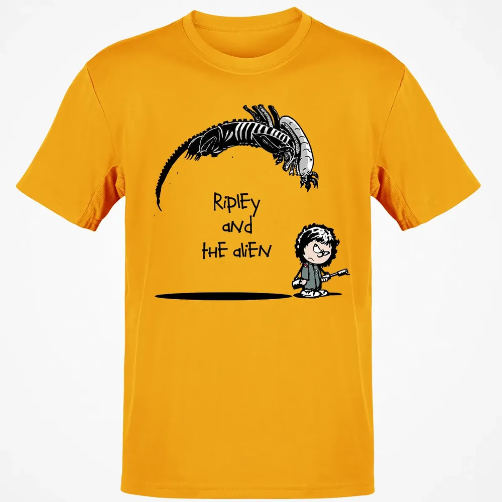 Ripley and the Alien Classic Unisex T-Shirt - 5