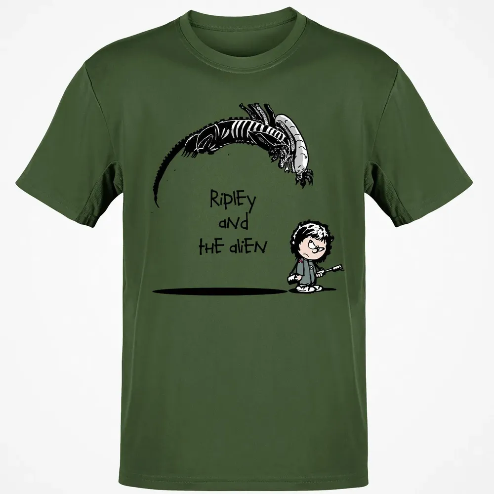 Ripley and the Alien Classic Unisex T-Shirt - 7