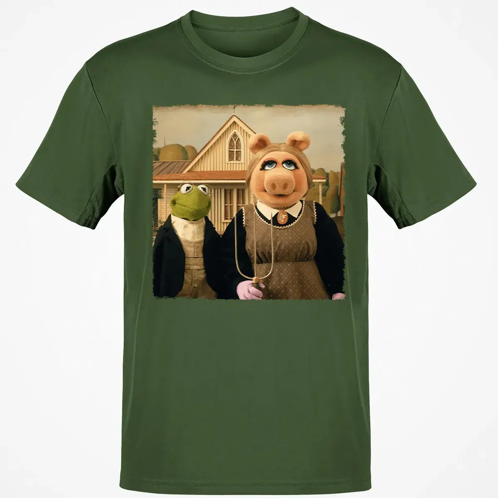 Ms Piggy's American Gothic Classic Unisex T-Shirt - 7