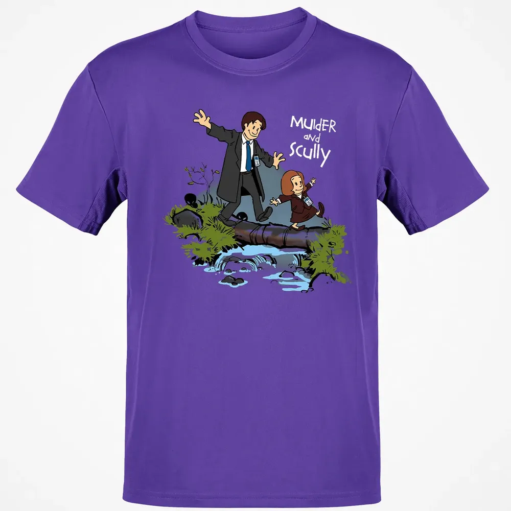 Mulder and Scully Classic Unisex T-Shirt - 10