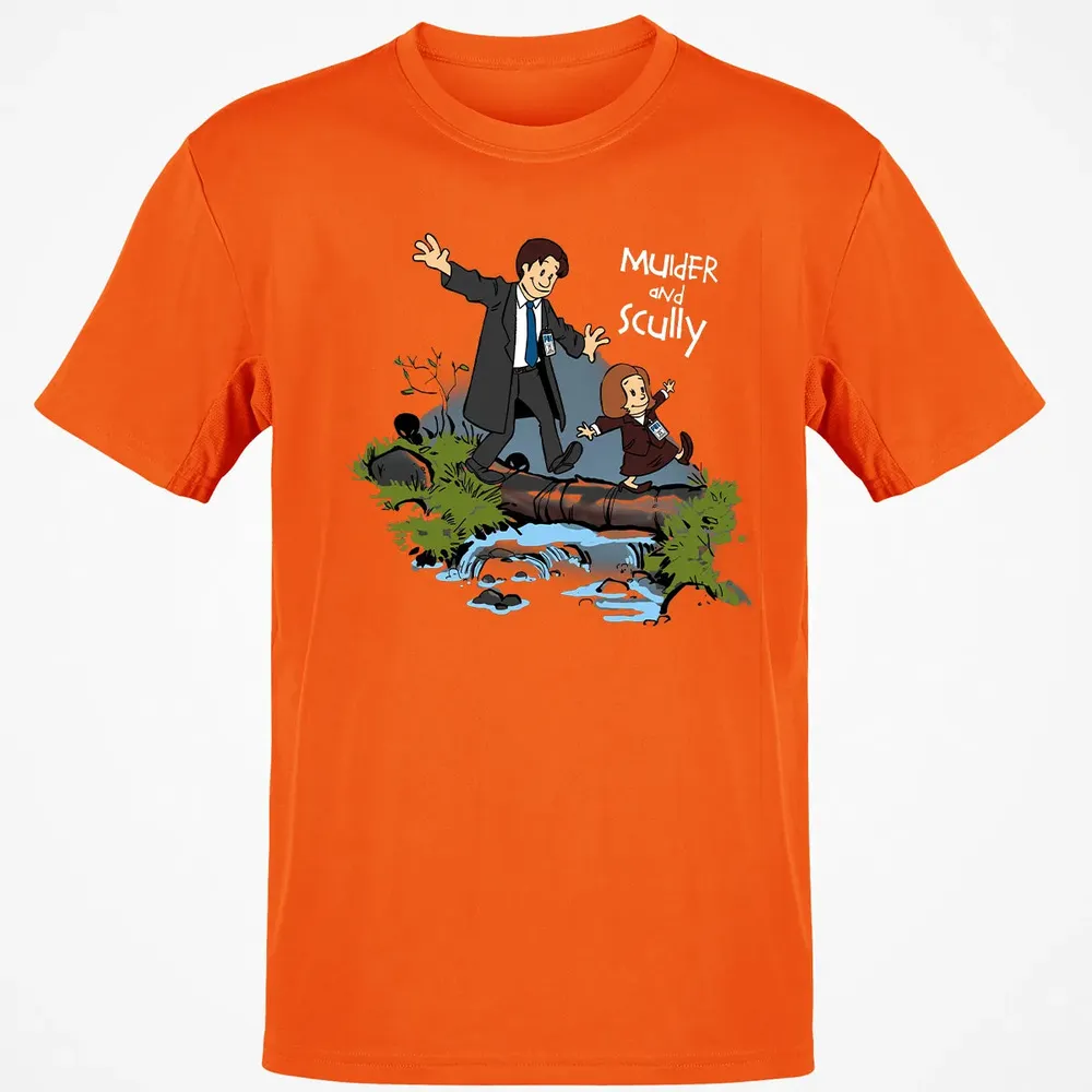 Mulder and Scully Classic Unisex T-Shirt - 9