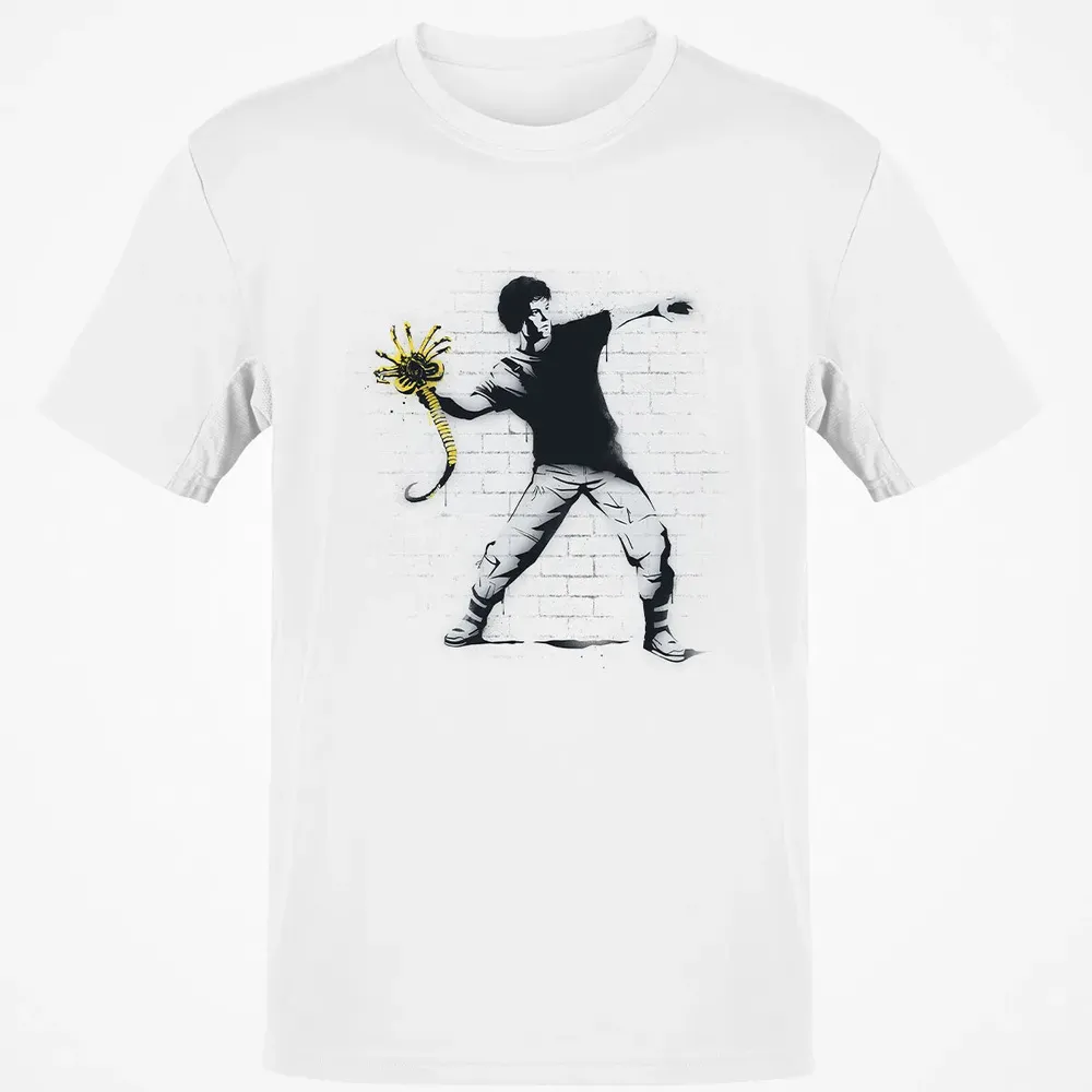 Alien Thrower Classic Unisex T-Shirt - 13