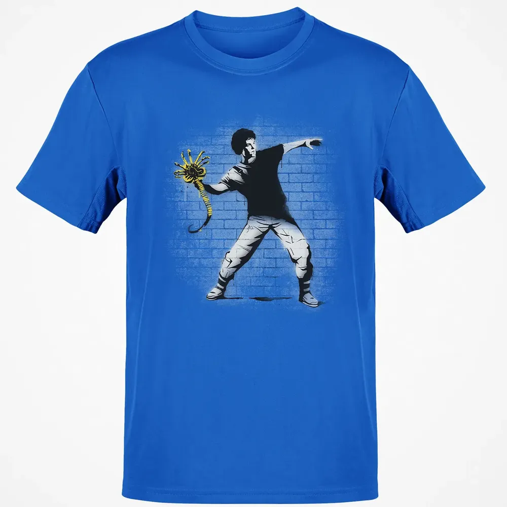 Alien Thrower Classic Unisex T-Shirt - 12