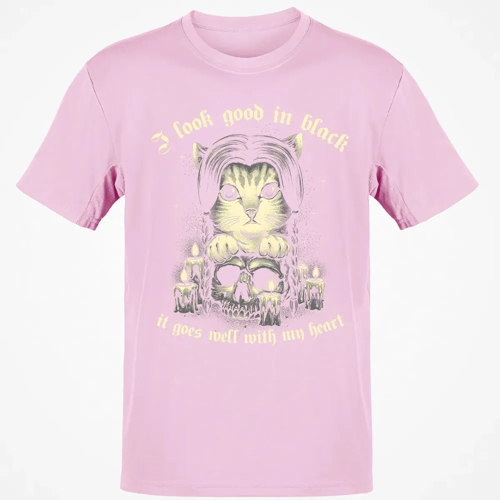 I Look good in black Classic Unisex T-Shirt - 6