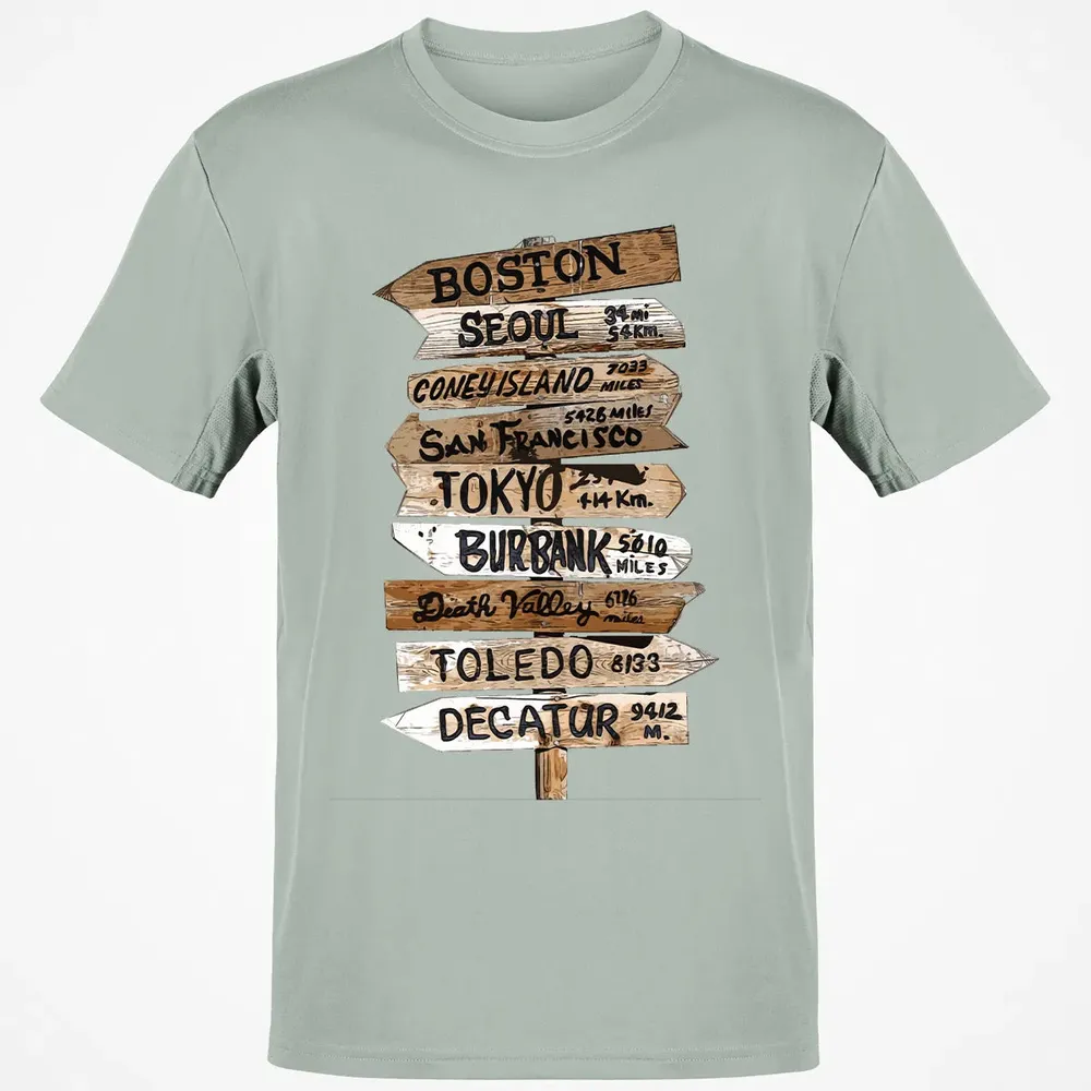 MASH Signpost Classic Unisex T-Shirt - 3