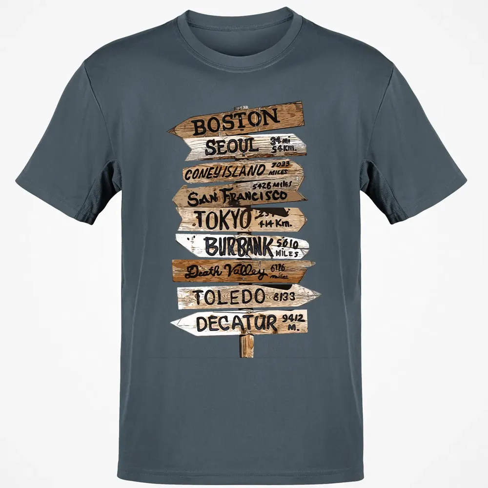 MASH Signpost Classic Unisex T-Shirt - 4