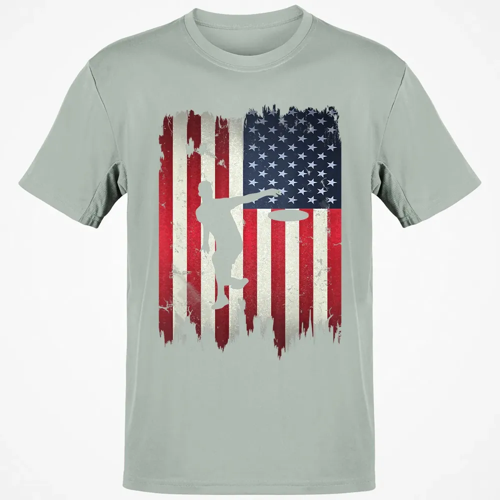 Ultimate Frisbee Disc Golf USA American Flag 4th of July Classic Unisex T-Shirt - 3