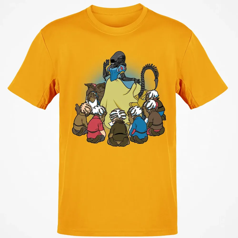 Alien & 7 Dwarfs Classic Unisex T-Shirt - 5
