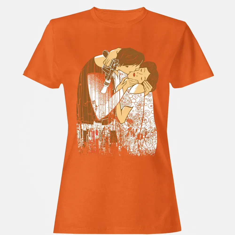 The Kiss Women's T-shirt - 11
