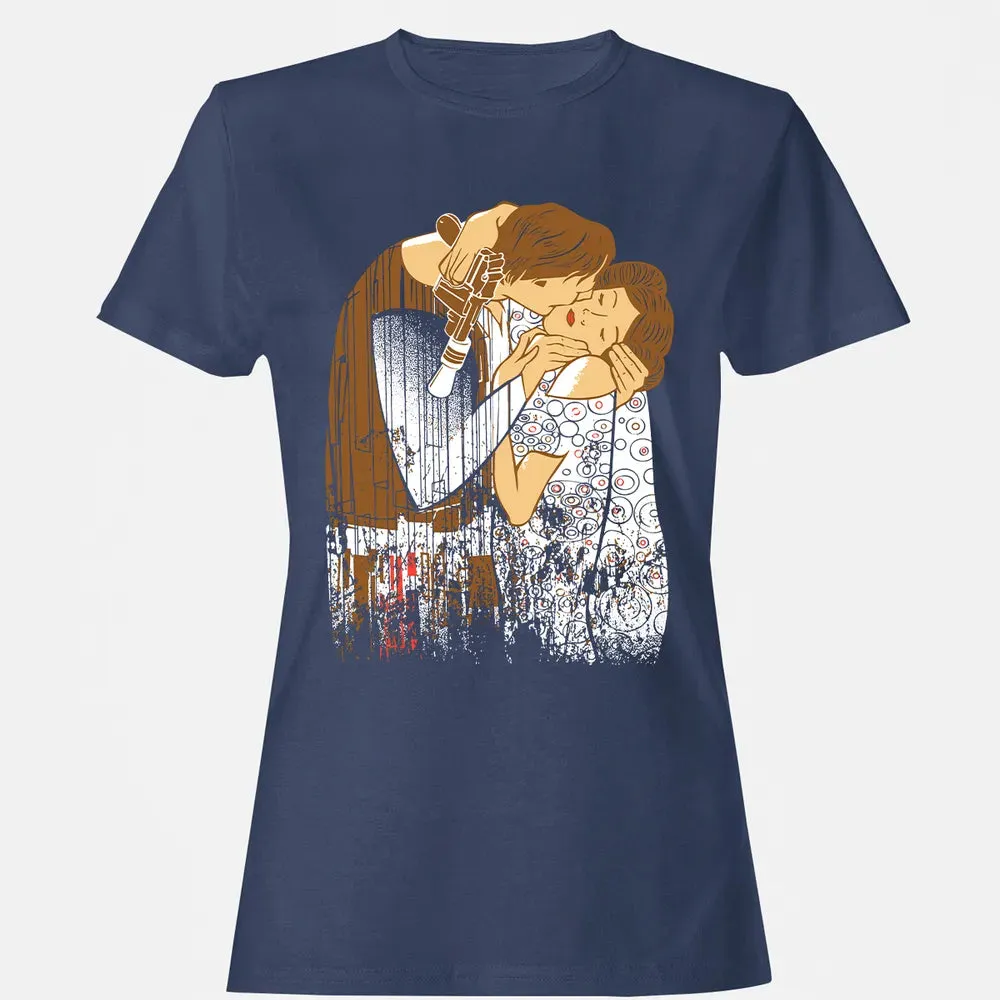 The Kiss Women's T-shirt - 10