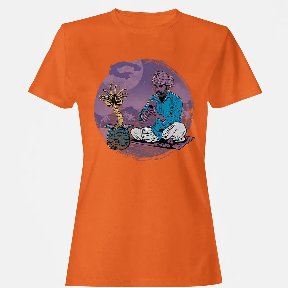 Call The Alien Women's T-shirt - 11