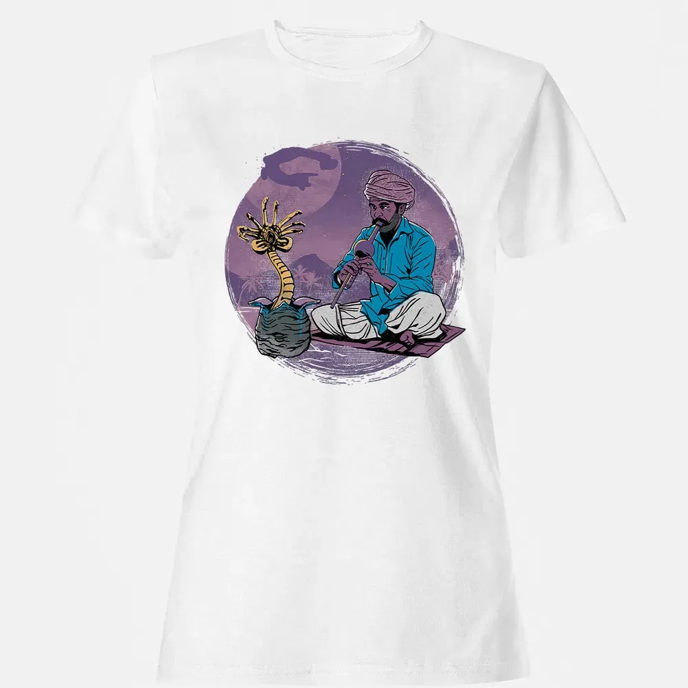 Call The Alien Women's T-shirt - 16