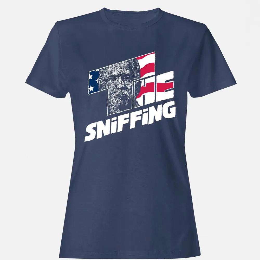 The Sniffing Women's T-shirt - 10