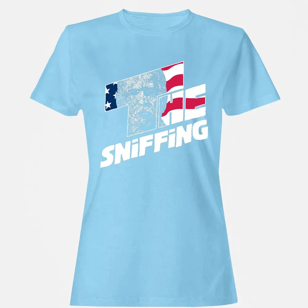 The Sniffing Women's T-shirt - 8