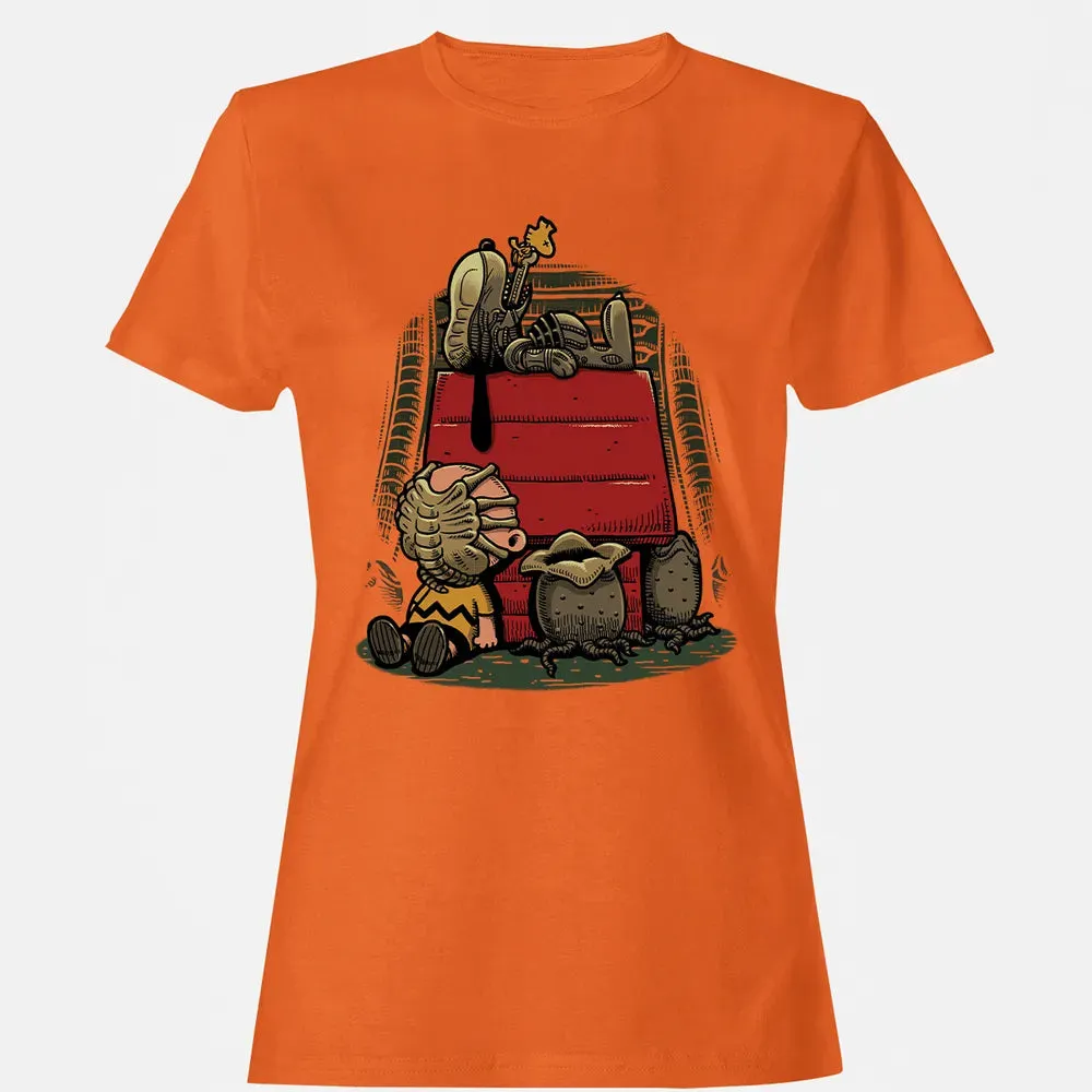 CB and Alien Women's T-shirt - 11