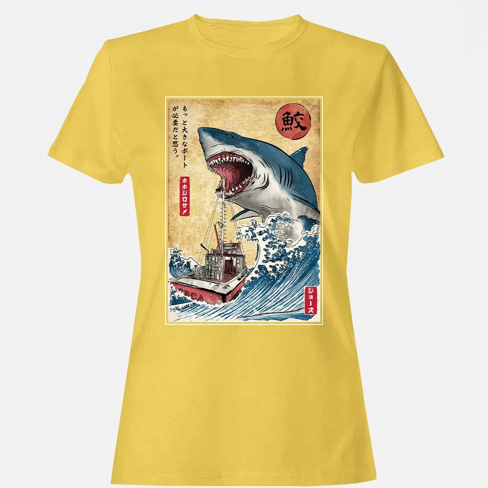 Hunting Shark Women's T-shirt - 4