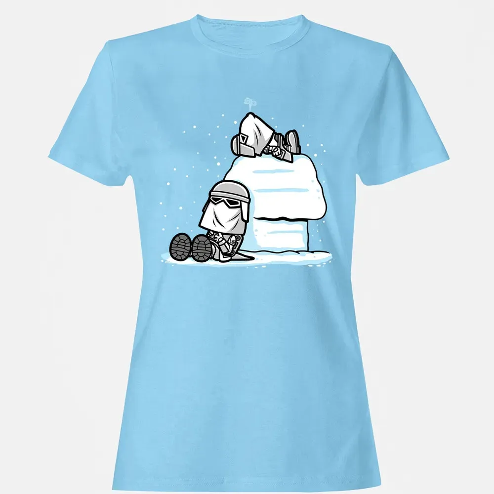 Snowsnoopers Women's T-shirt - 8