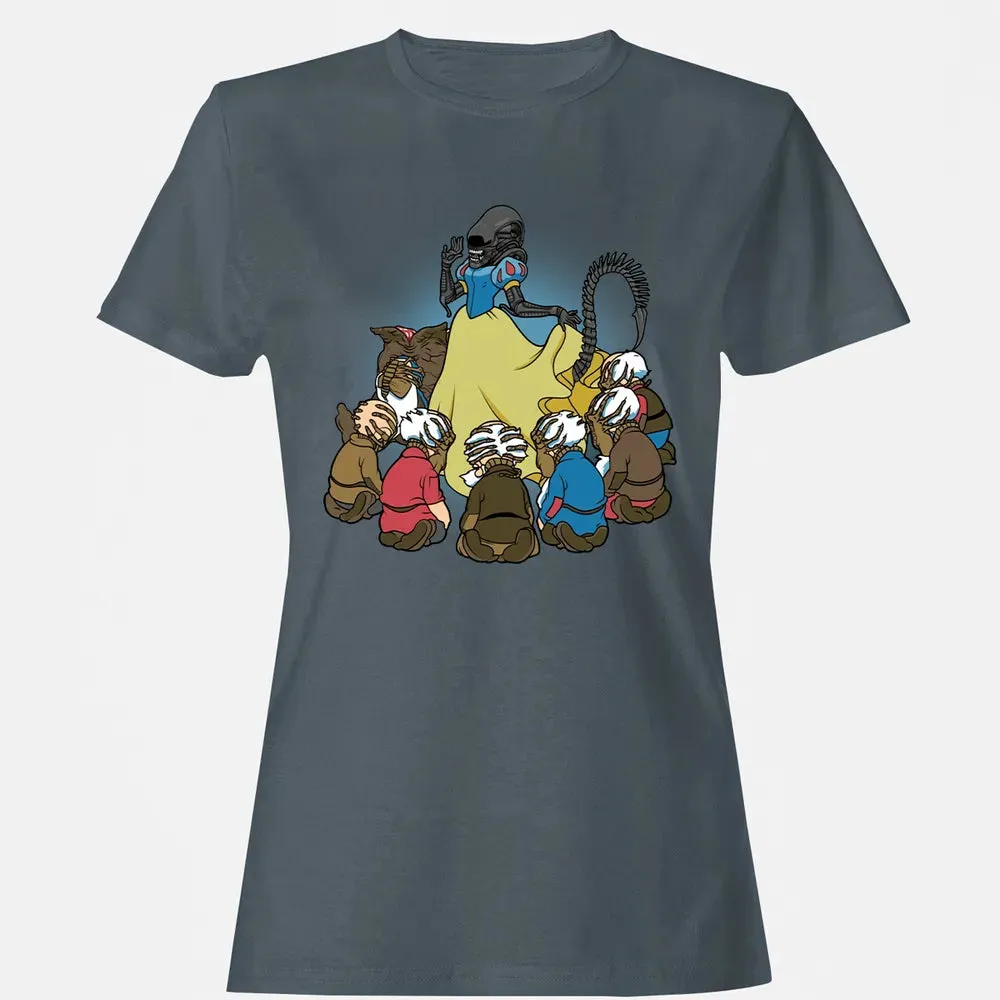 Alien & 7 Dwarfs Women's T-shirt - 3