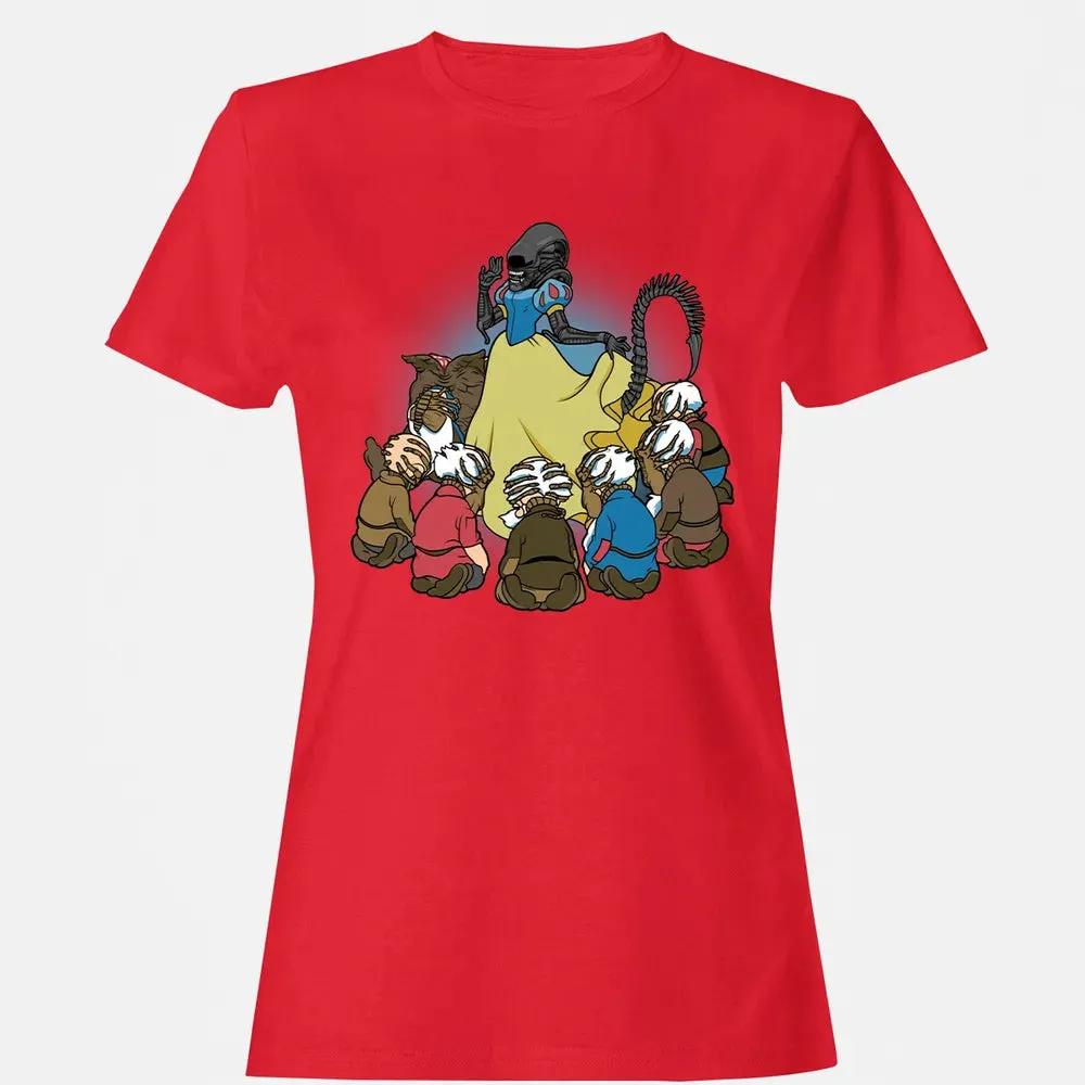 Alien & 7 Dwarfs Women's T-shirt - 13