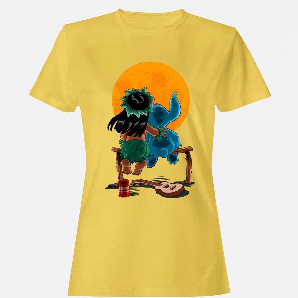 Alien And Girl Gazing At The Moon Women's T-shirt - 4