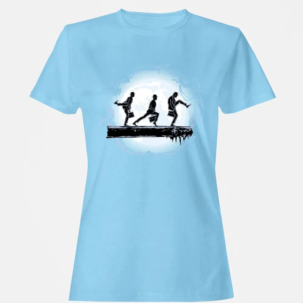 Ministry of Hakuna Matata Women's T-shirt - 8