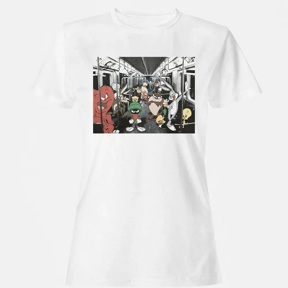 On The Train Women's T-shirt - 16