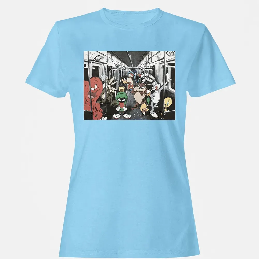On The Train Women's T-shirt - 8