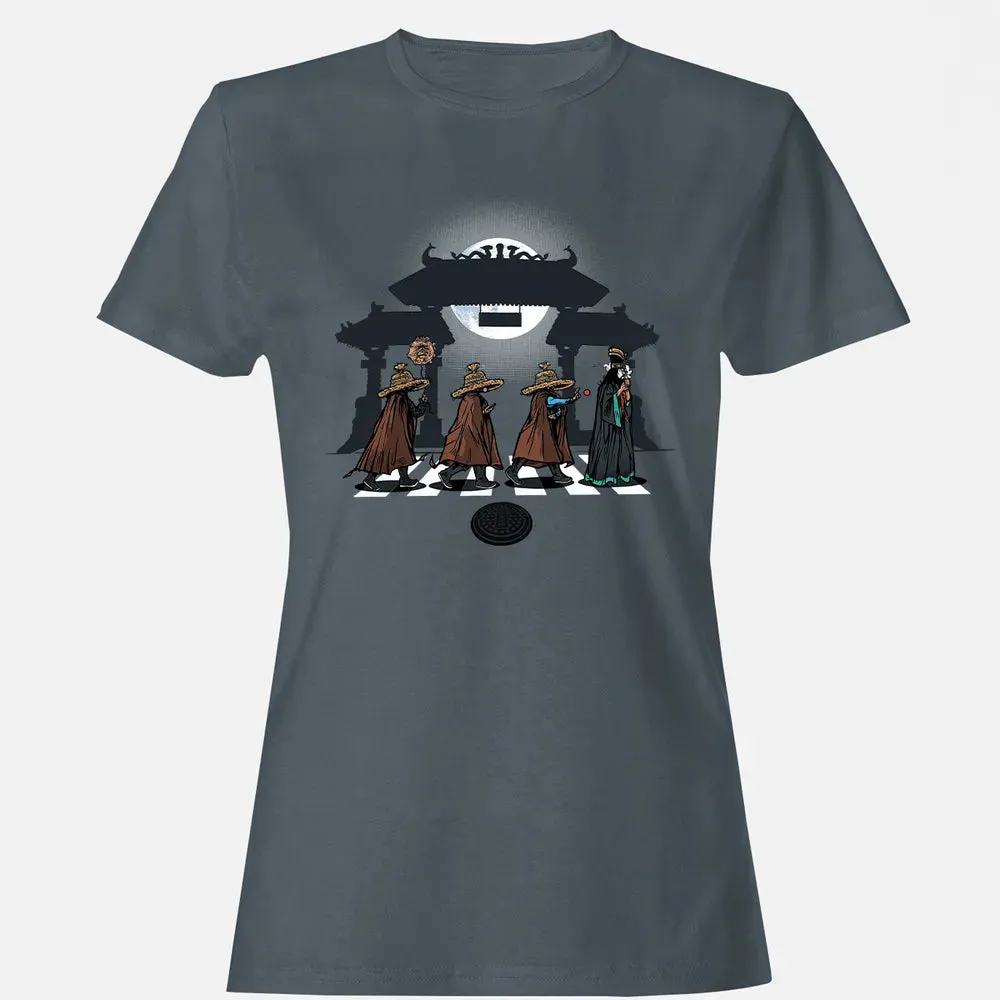 Walking In Little China Women's T-shirt - 3