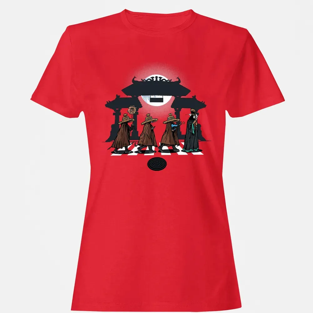 Walking In Little China Women's T-shirt - 13