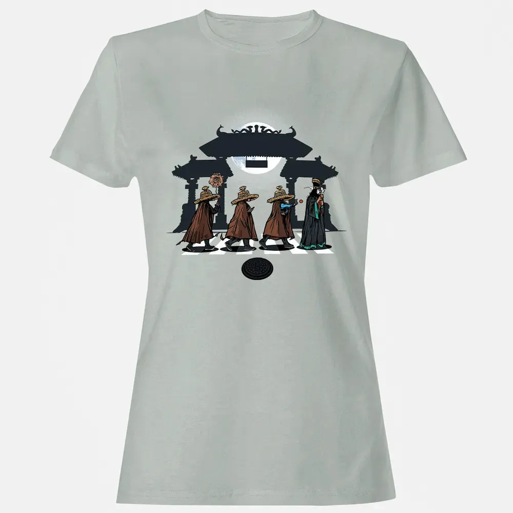 Walking In Little China Women's T-shirt - 2