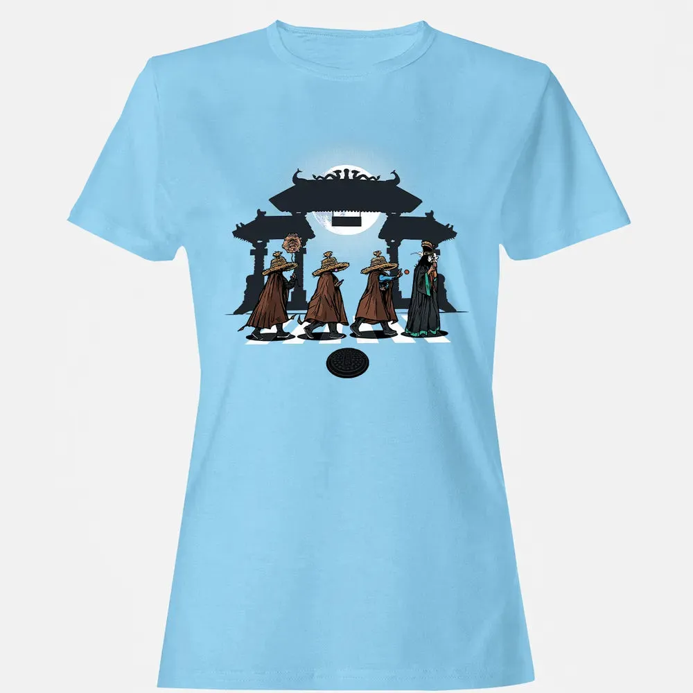 Walking In Little China Women's T-shirt - 8