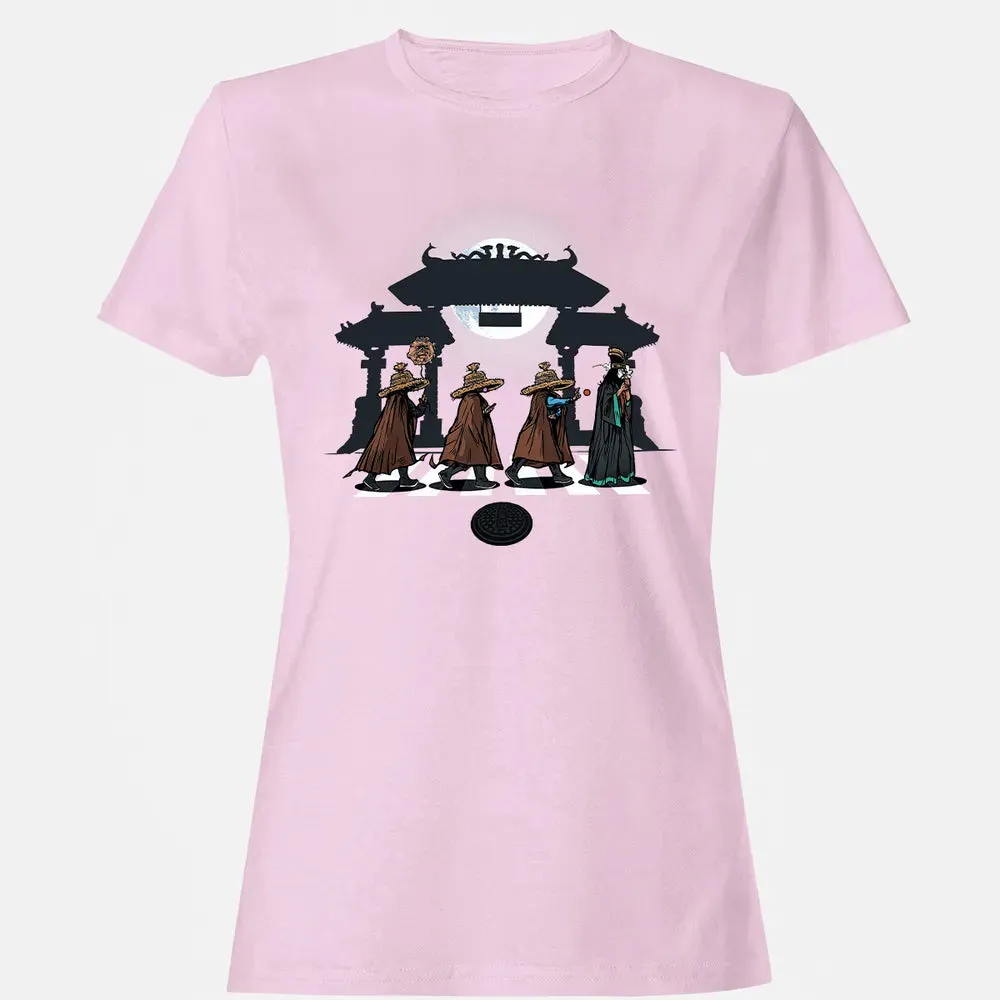 Walking In Little China Women's T-shirt - 9