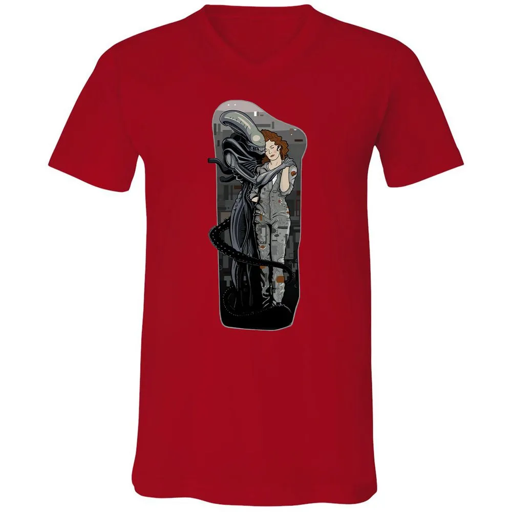 Unisex V-Neck T-Shirt - R4KUAQ4D - Red - 3