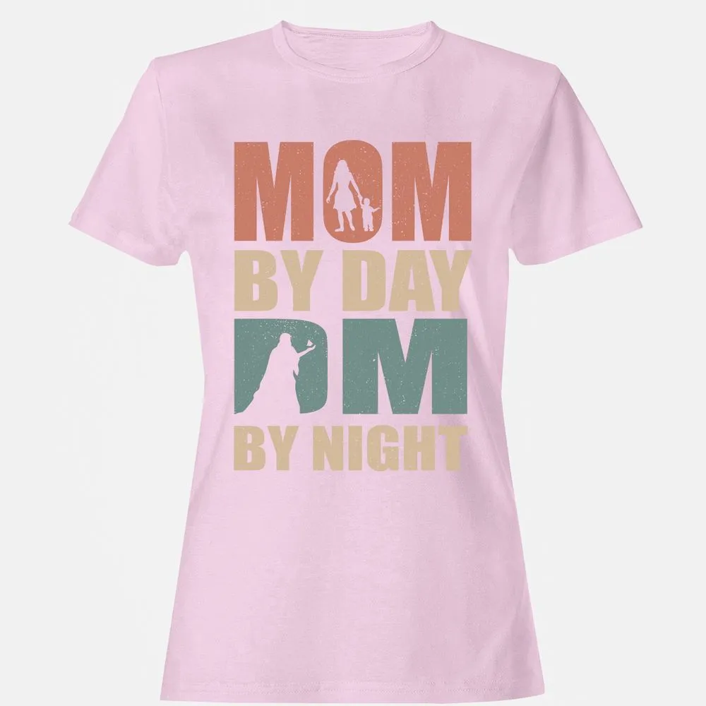 Mom By Day DM By Night Women's T-Shirt - Light Pink - 9