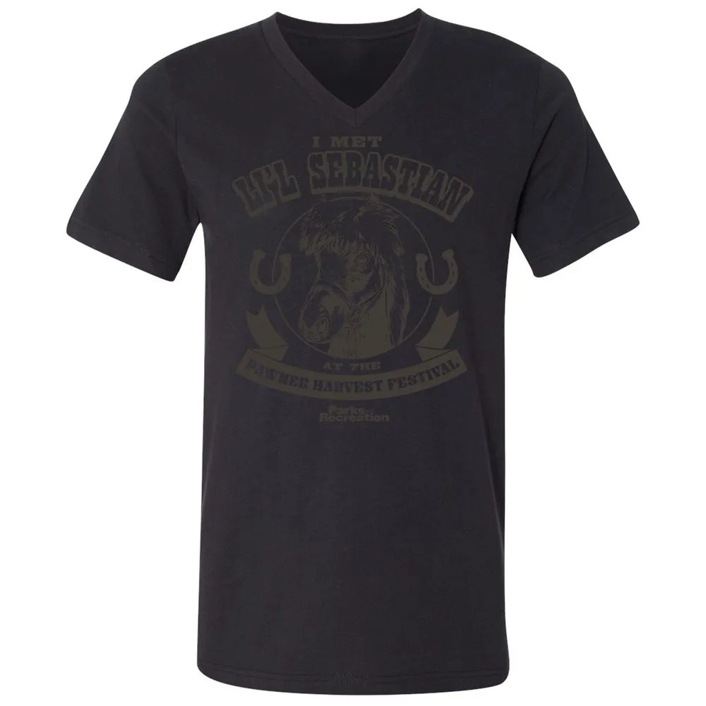 Unisex V-Neck T-Shirt - QMHL7322 - Black - 16