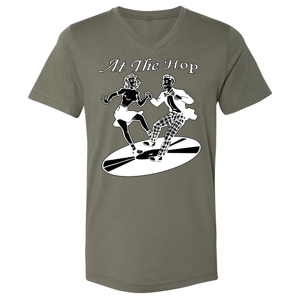 Unisex V-Neck T-Shirt - 8HMCLXW9 - Military Green - 10