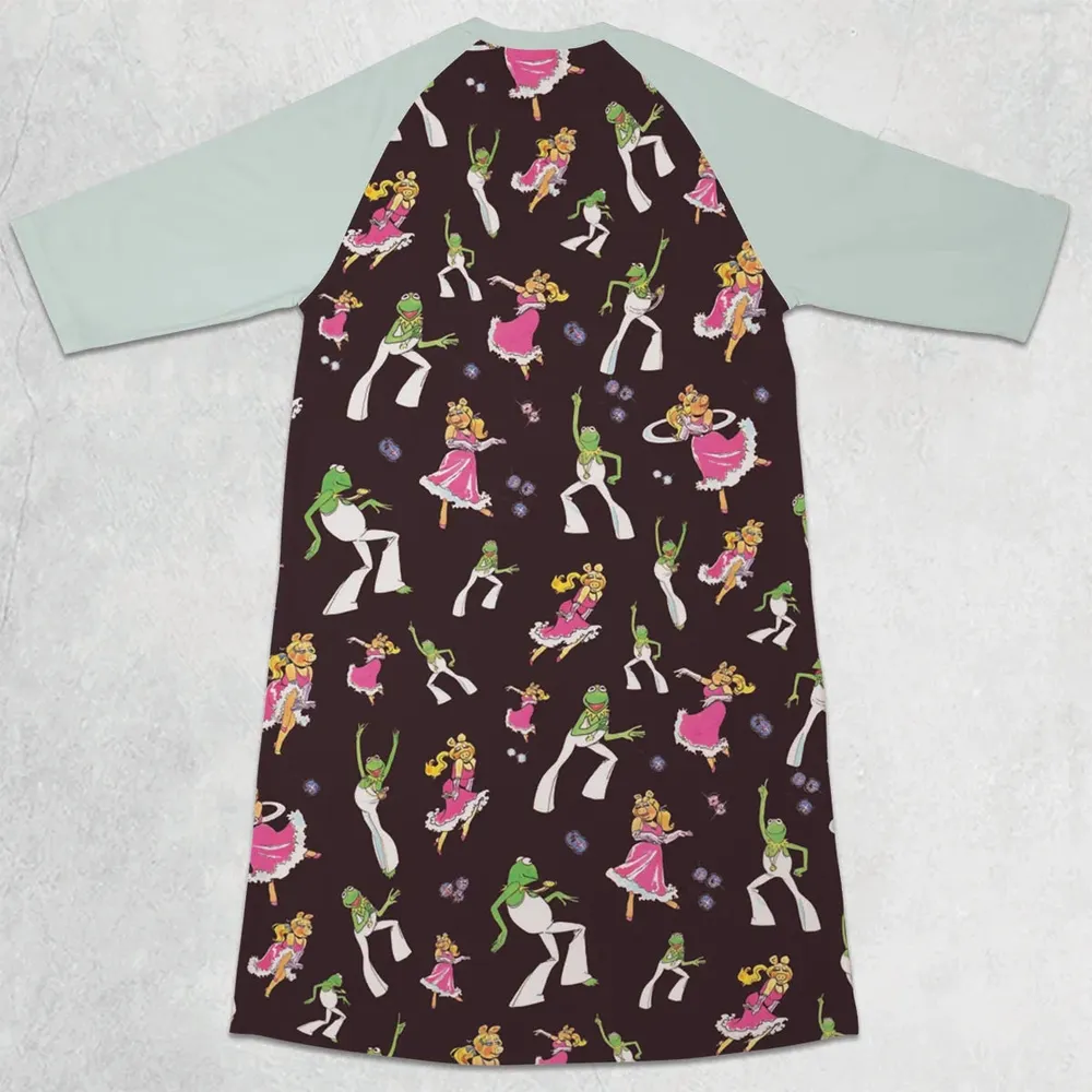 Disco Couple Kermit And Piggy The Muppet Show 3/4 Sleeve Raglan Dress - 2