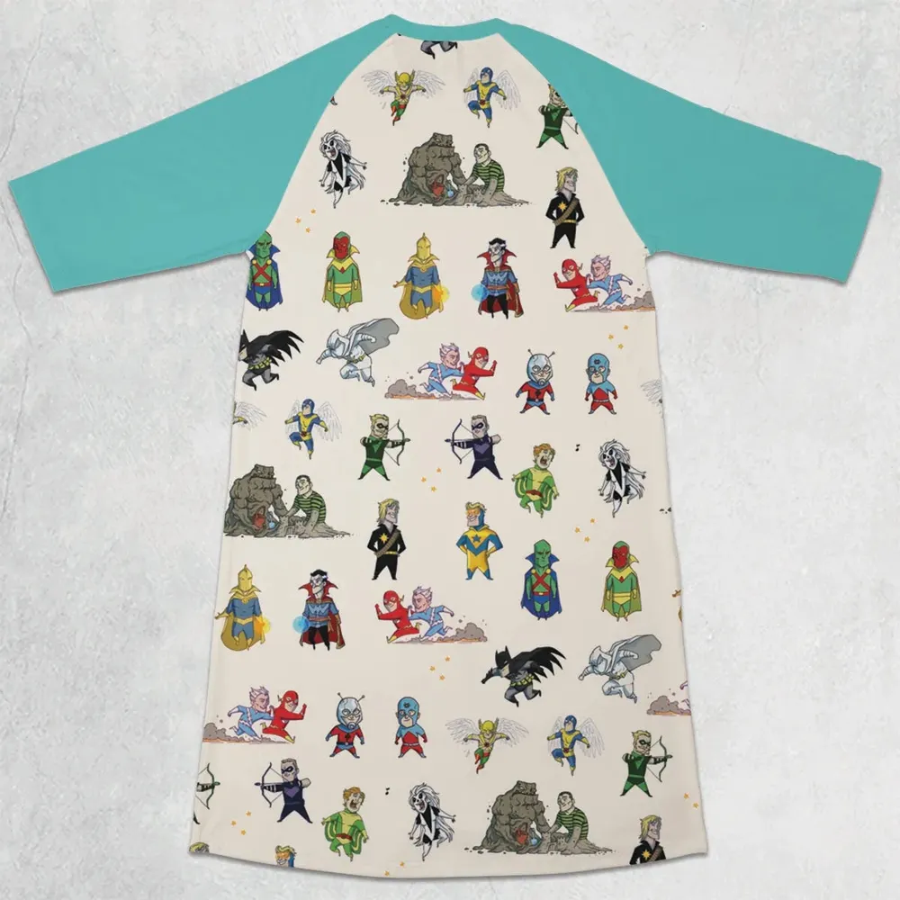 Chillin' and Battle Marvel vs DCU 3/4 Sleeve Raglan Dress - 2