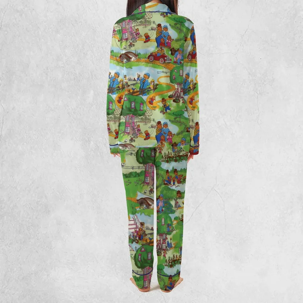 A Big Treehouse Berenstain Bears Pajamas Set - 3
