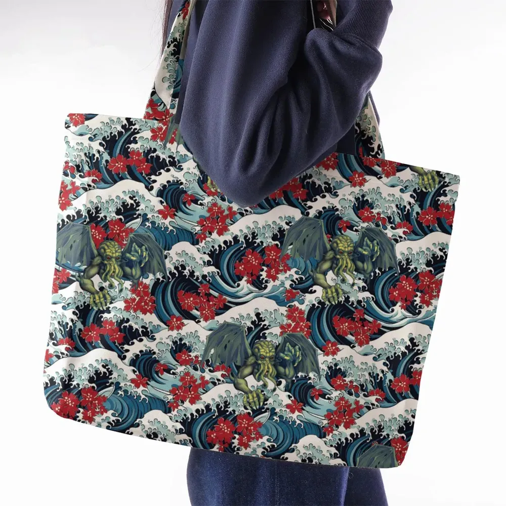 Great Waves Cthulhu Large Tote Bag - 2