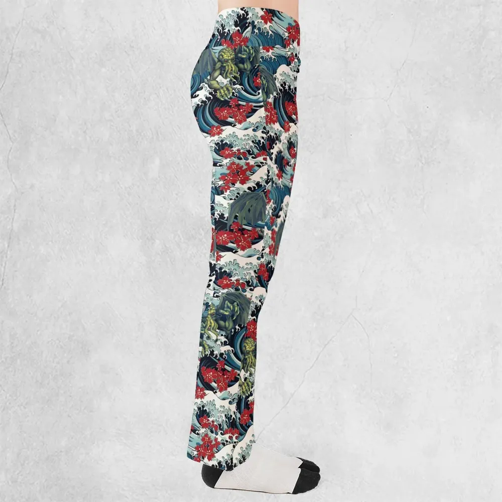 Great Waves Cthulhu Flare Leggings - 2