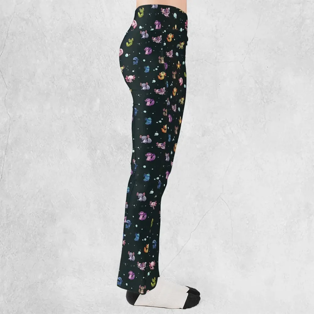 Axolotls Of The World Pattern Flare Leggings - 2