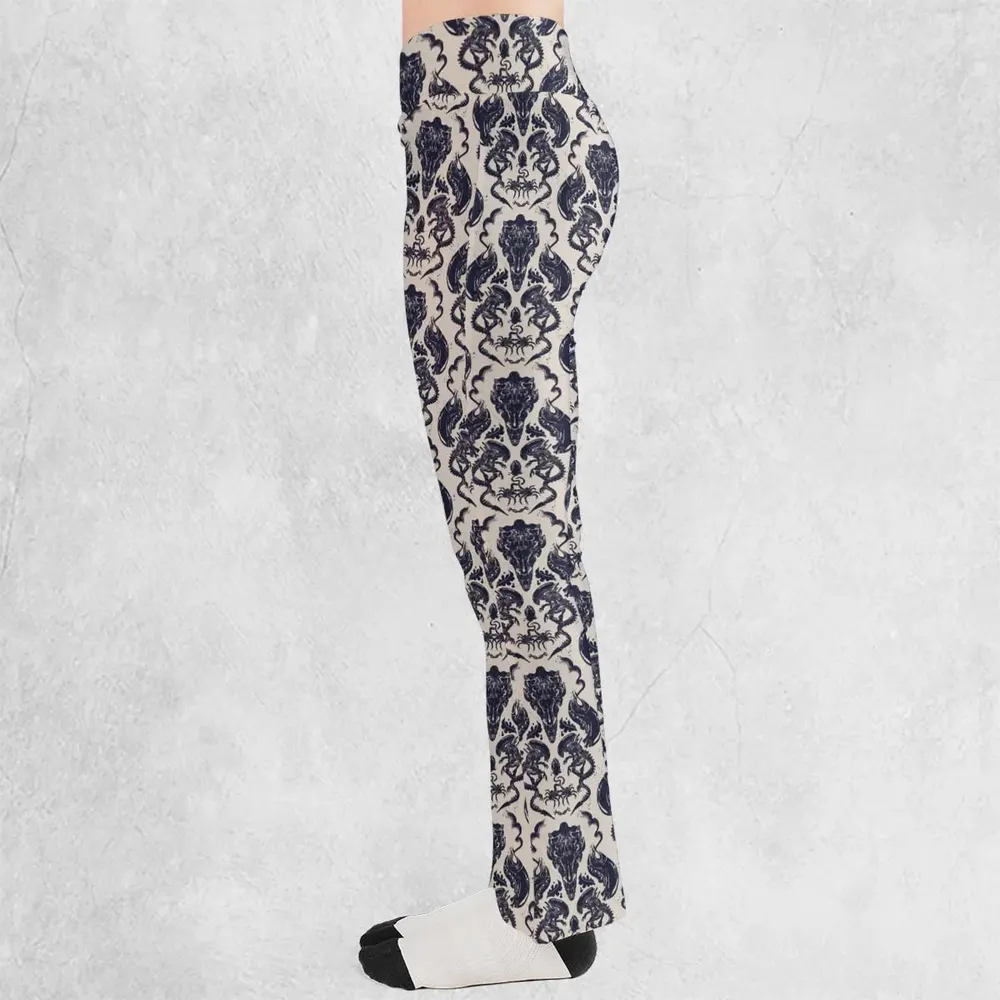 Alien Xenomorph Pattern Flare Leggings - 3