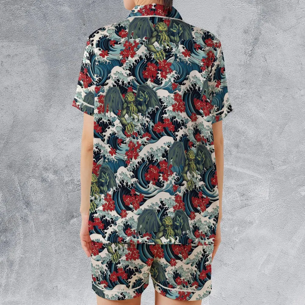 Great Waves Cthulhu Satin Short-Sleeve Pajamas Set - 2