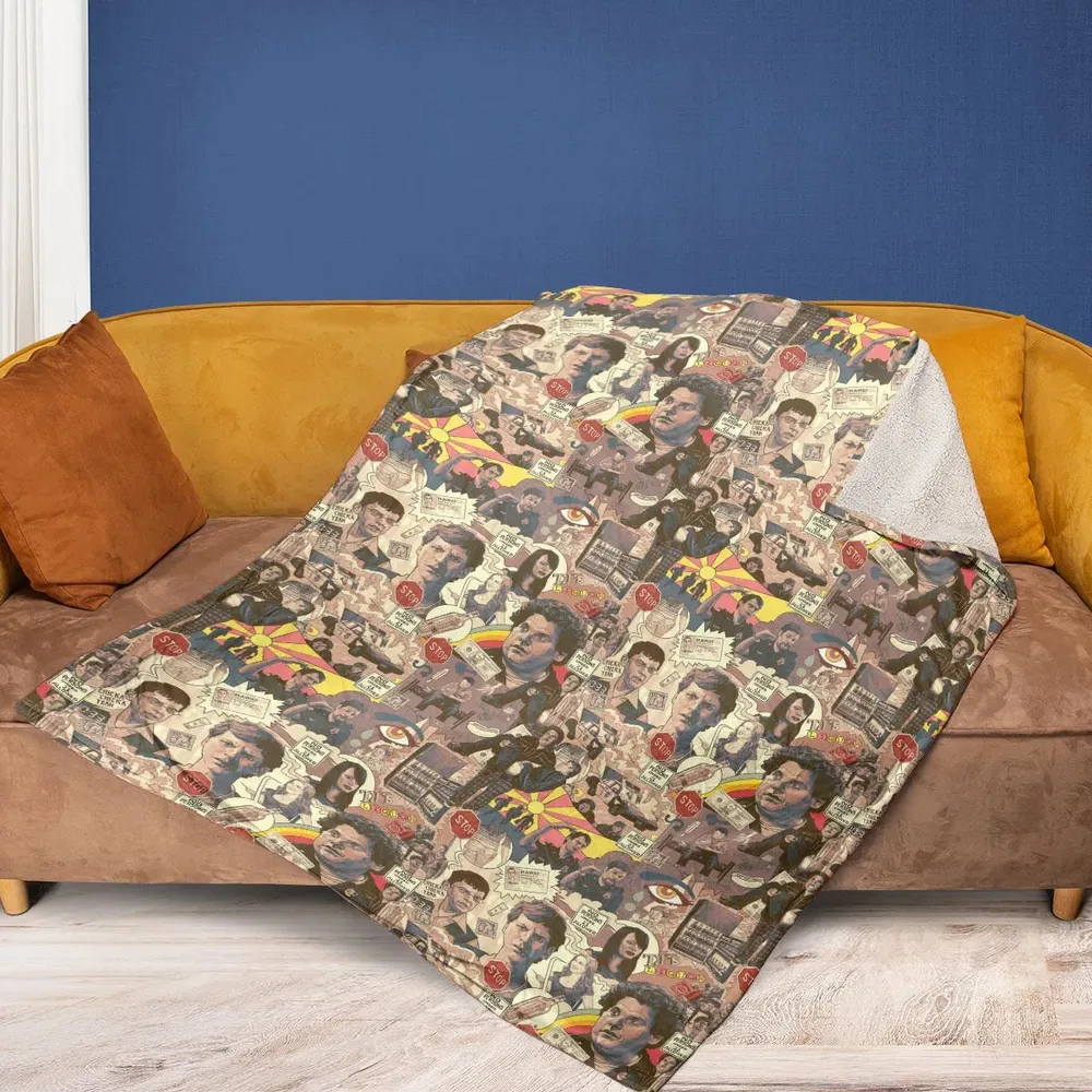 Retro Art Buddies Superbad Fleece Blanket - 2
