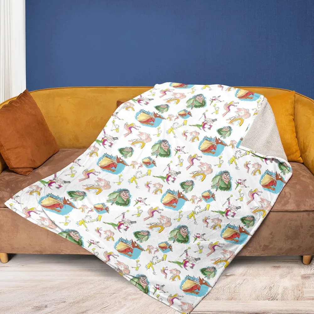 Roald Dahl Characters Fleece Blanket - 2