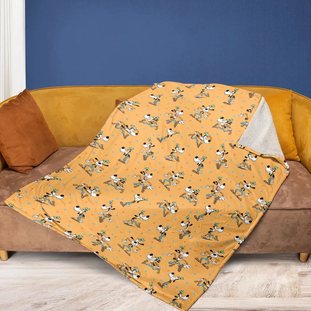 Gawrsh Cool Goofy Fleece Blanket - 2