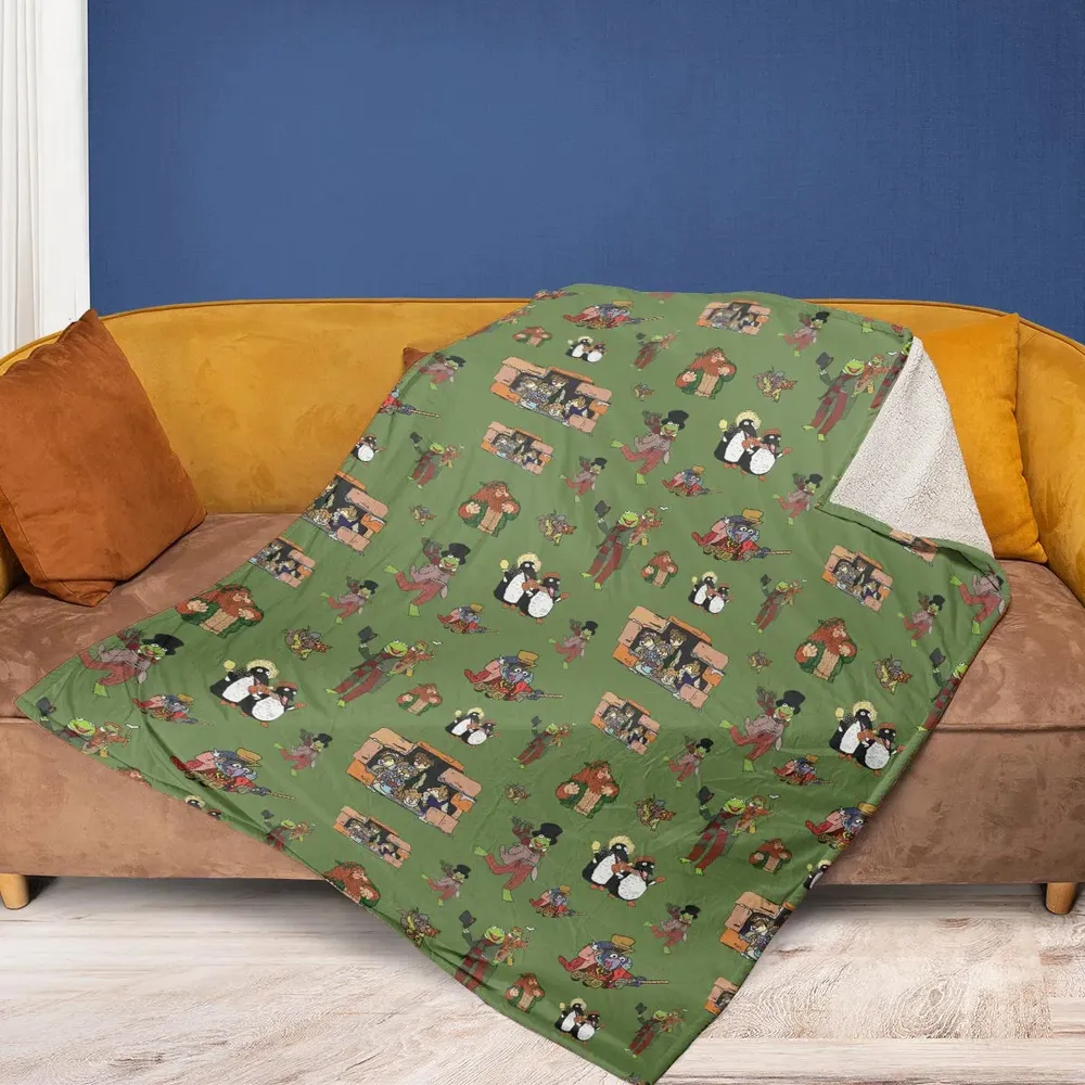 The Muppet Christmas Carol Characters Fleece Blanket - 2