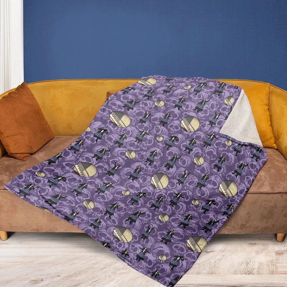 Lydia Deetz Dances To Jump In The Line Beetlejuice Fleece Blanket - 2