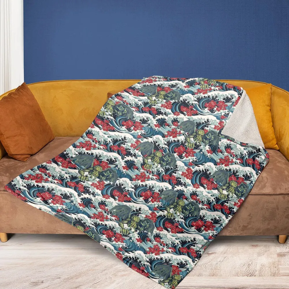 Great Waves Cthulhu Fleece Blanket - 2